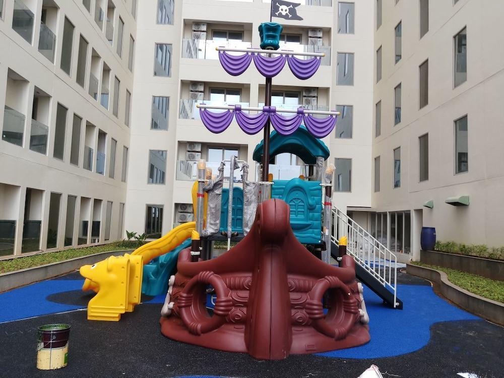 Louis Kienne Hotel Pemuda Семаранг Екстериор снимка