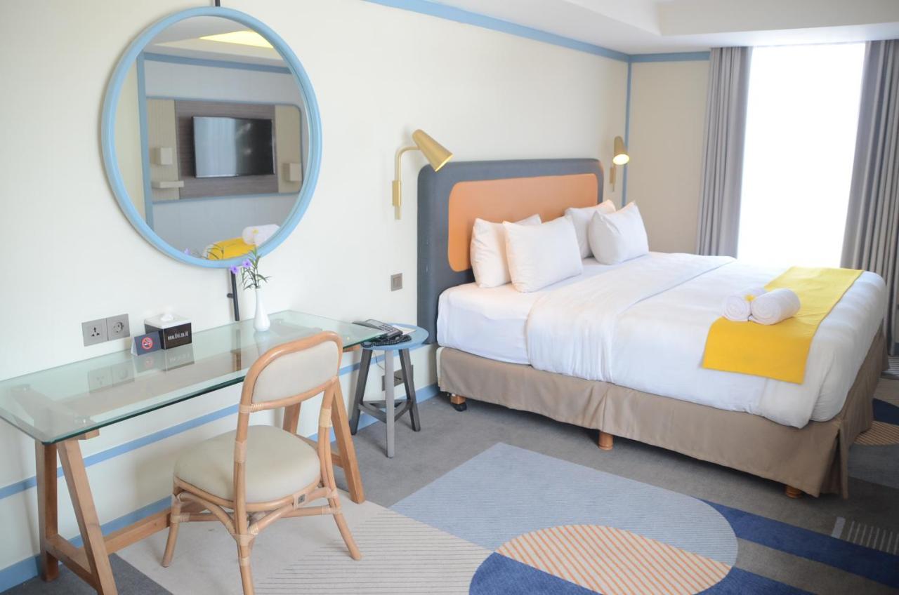 Louis Kienne Hotel Pemuda Семаранг Екстериор снимка
