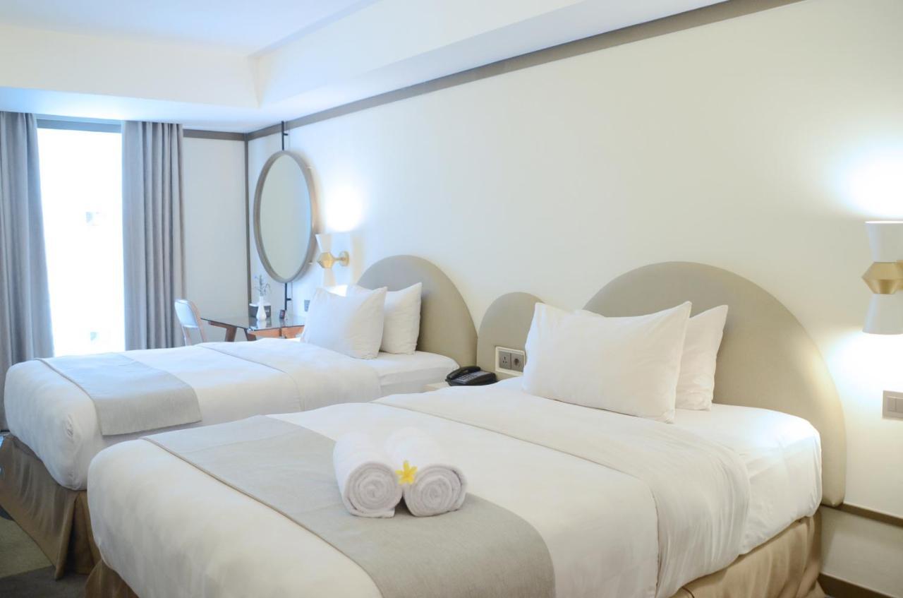 Louis Kienne Hotel Pemuda Семаранг Екстериор снимка
