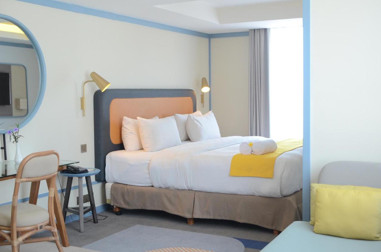 Louis Kienne Hotel Pemuda Семаранг Екстериор снимка